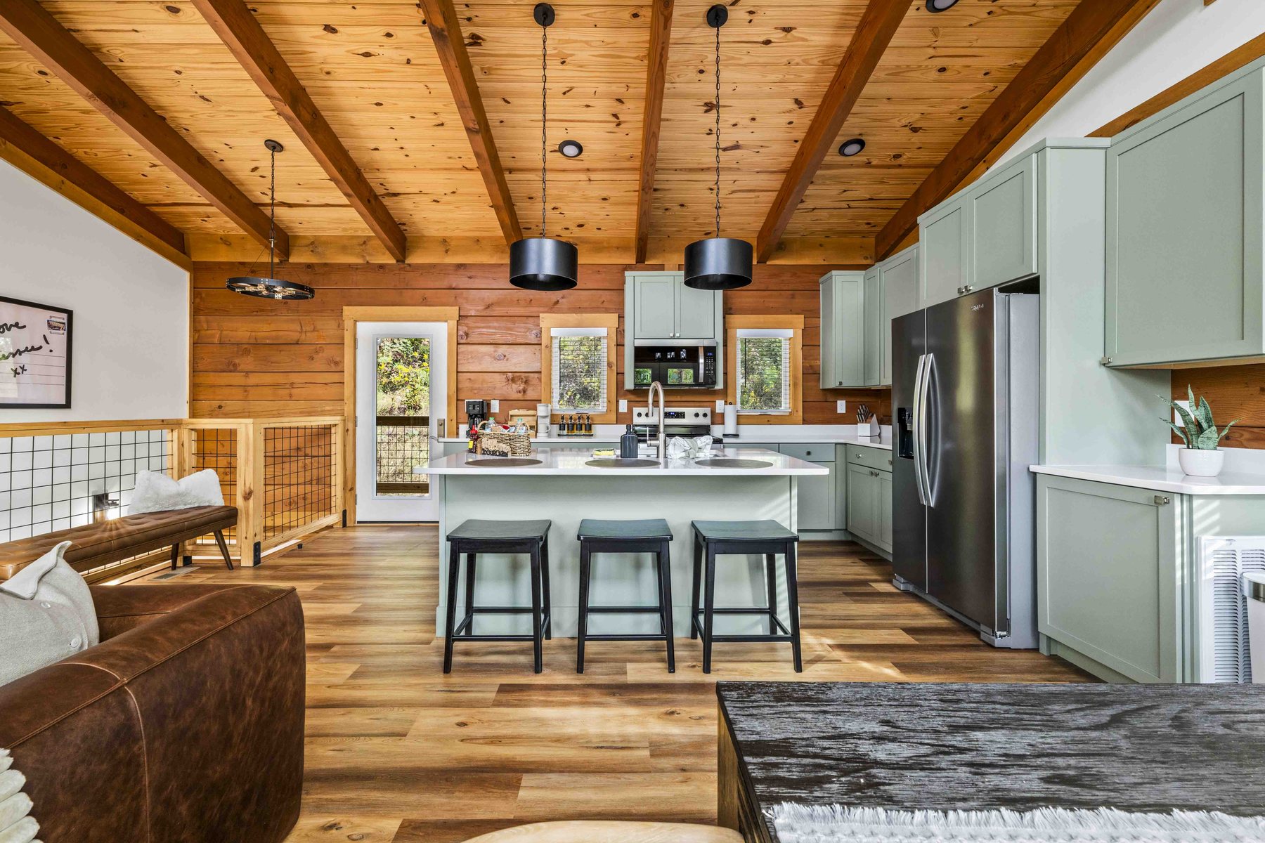 The Smoky Reserve — Kitchen