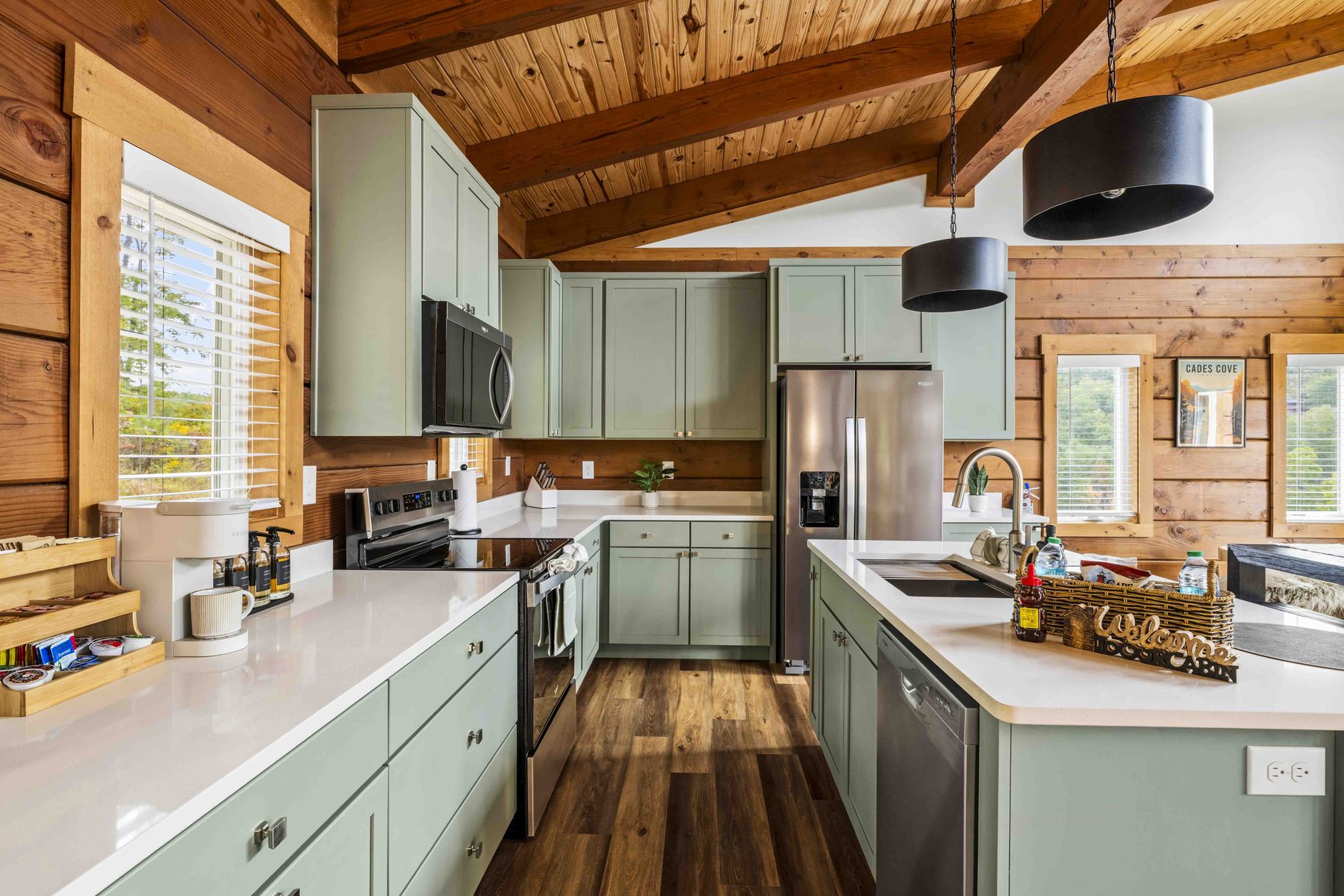 The Smoky Reserve — Kitchen
