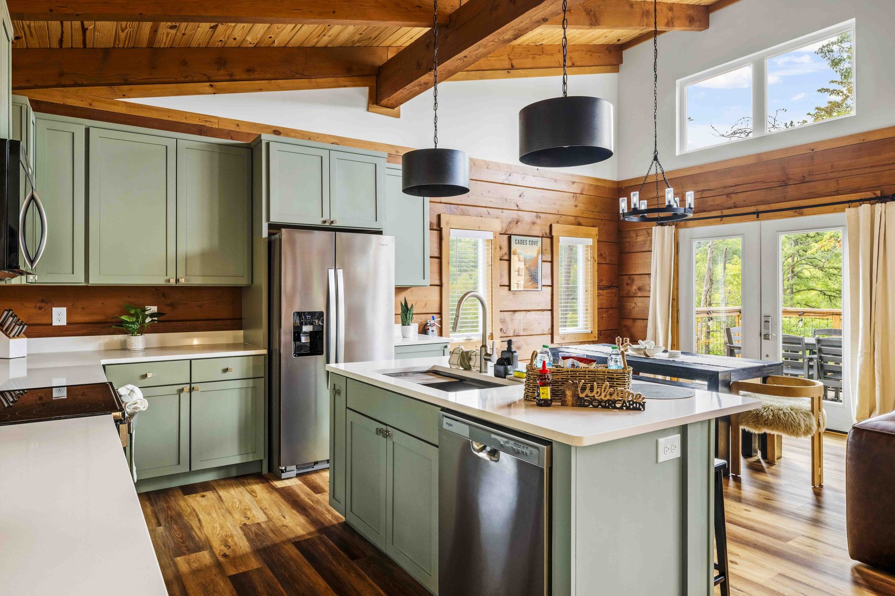 The Smoky Reserve — Kitchen