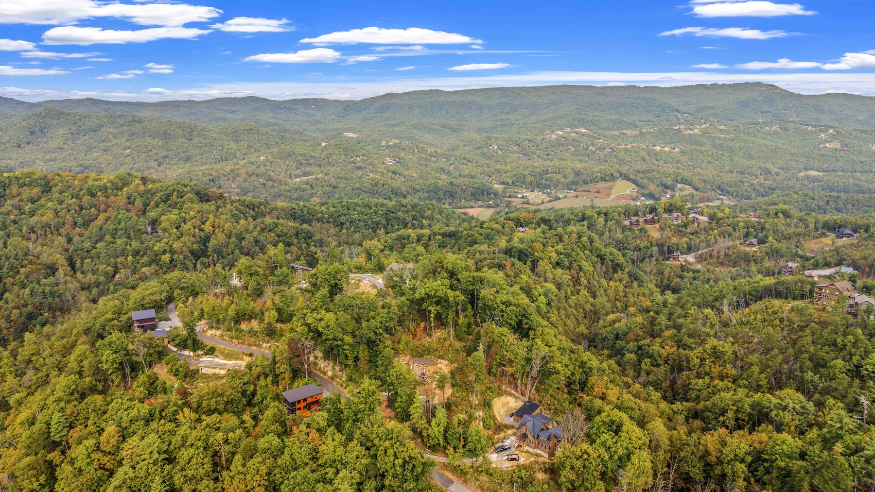 The Smoky Reserve — Mountain & Aerial View